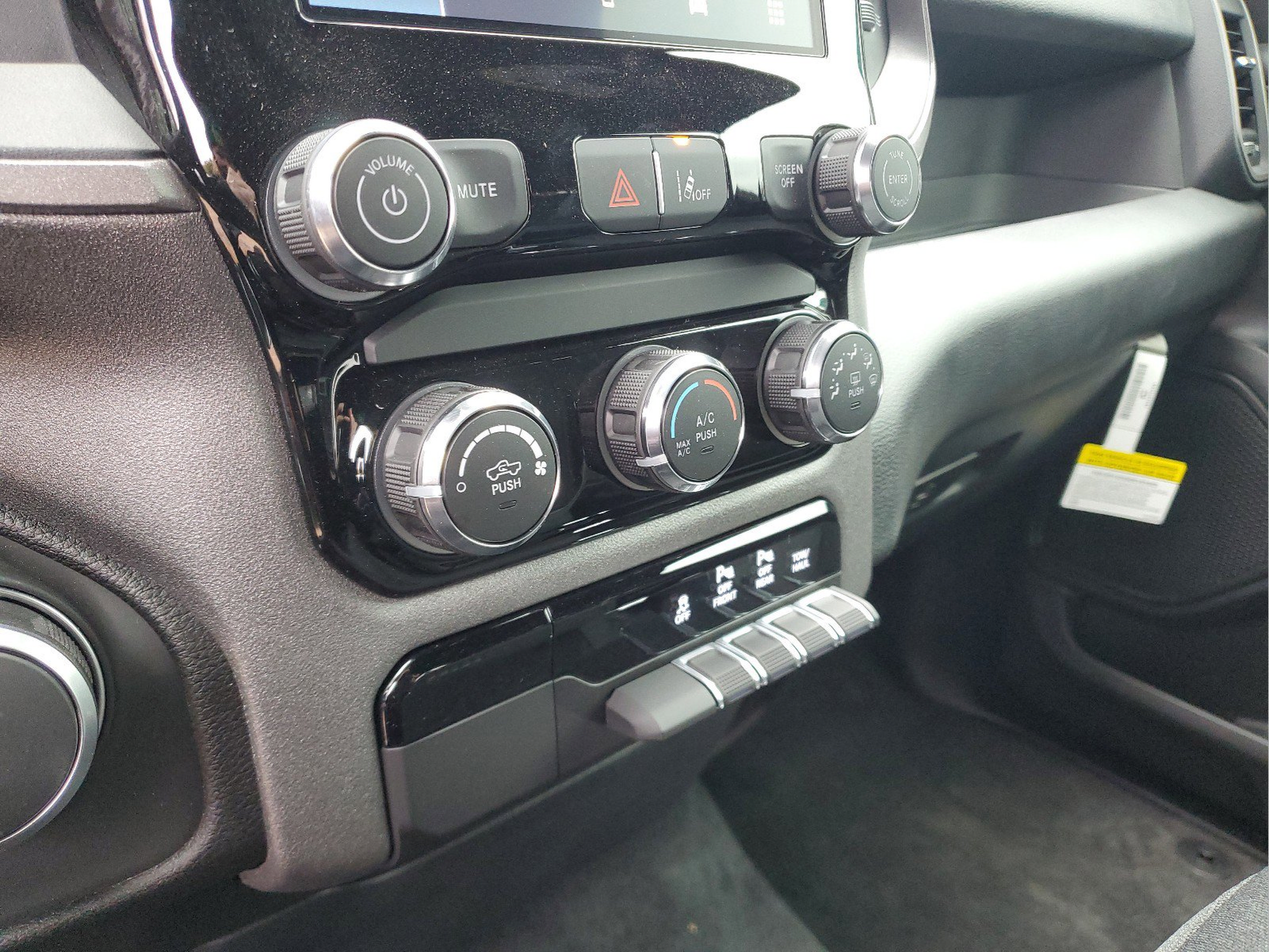 Certified 2026 RAM 1500 Express RWD image 15