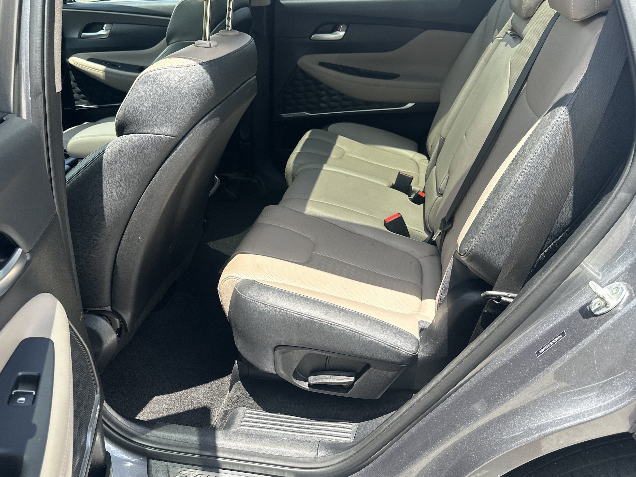 Used 2019 Hyundai Santa Fe Limited FWD image 21