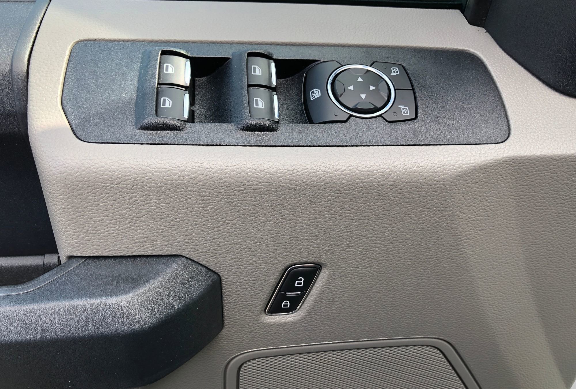 Used 2022 Ford F450 XL w/ Power Equipment Group image 16