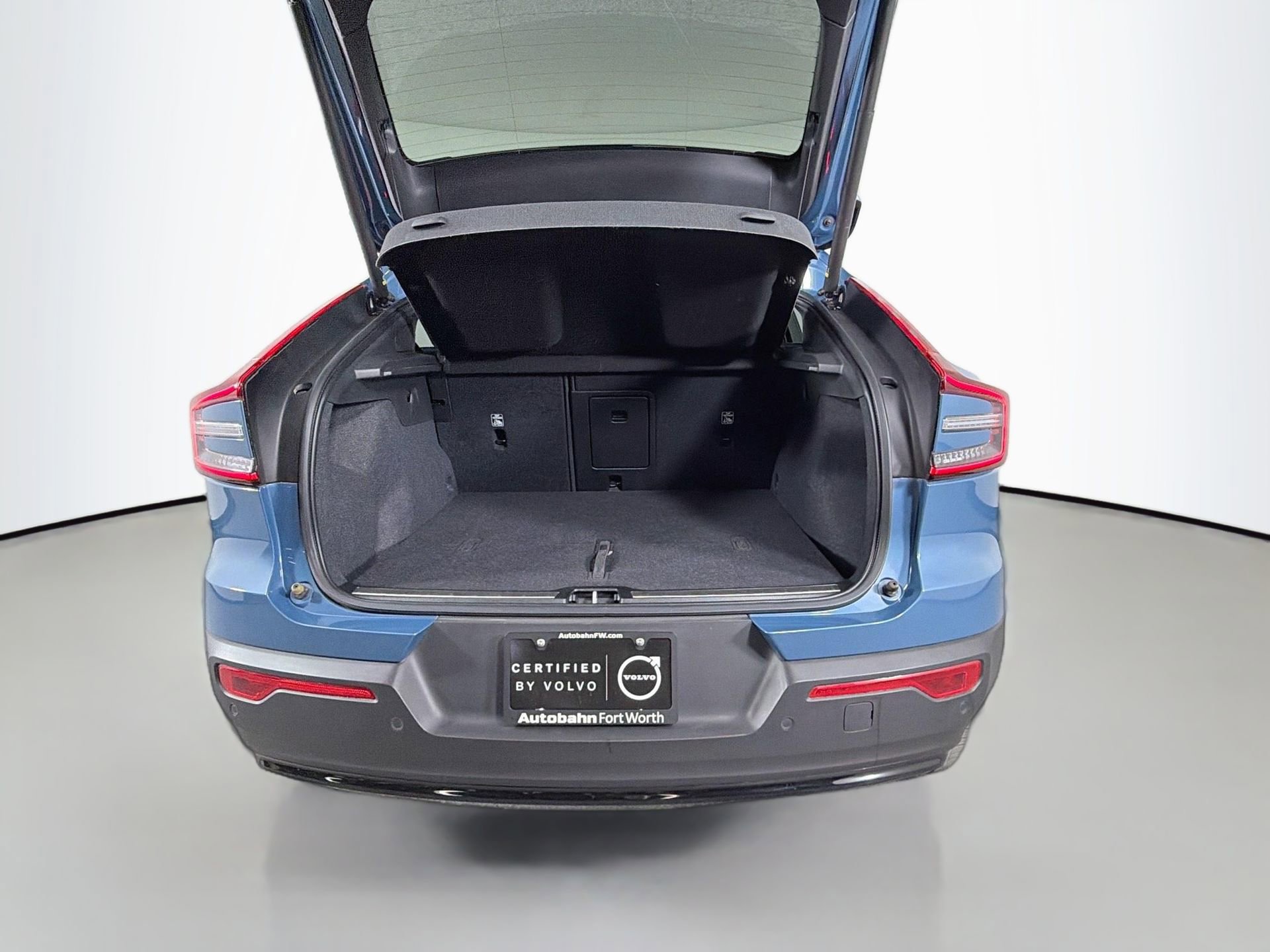 Certified 2023 Volvo C40 P8 Recharge Plus image 26