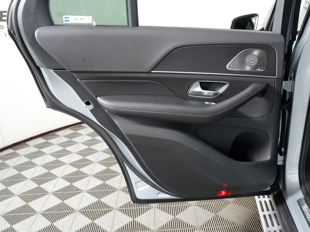 Certified 2025 Mercedes-Benz GLE 450e 4MATIC image 31