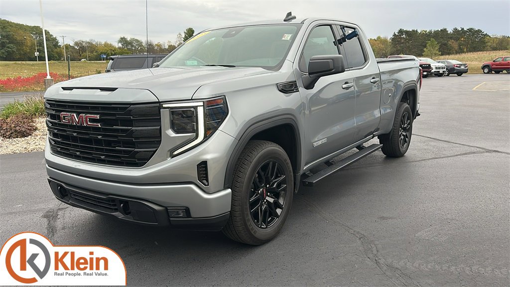 Used 2023 GMC Sierra 1500 Elevation image 3