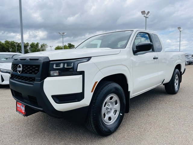 New 2026 Nissan Frontier S image 3