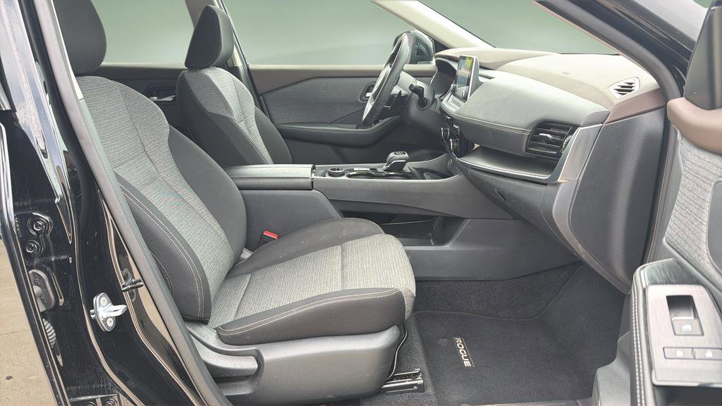 Certified 2022 Nissan Rogue SV AWD/4WD image 10