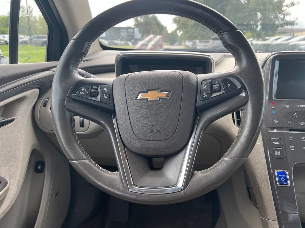 Used 2015 Chevrolet Volt Premium w/ Premium Trim Package FWD image 22