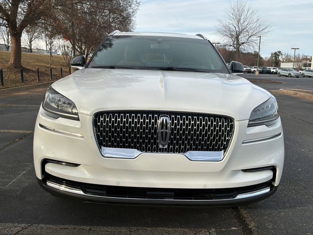 Certified 2024 Lincoln Aviator Reserve image 3
