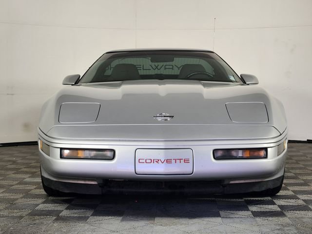 Used 1996 Chevrolet Corvette Coupe image 2