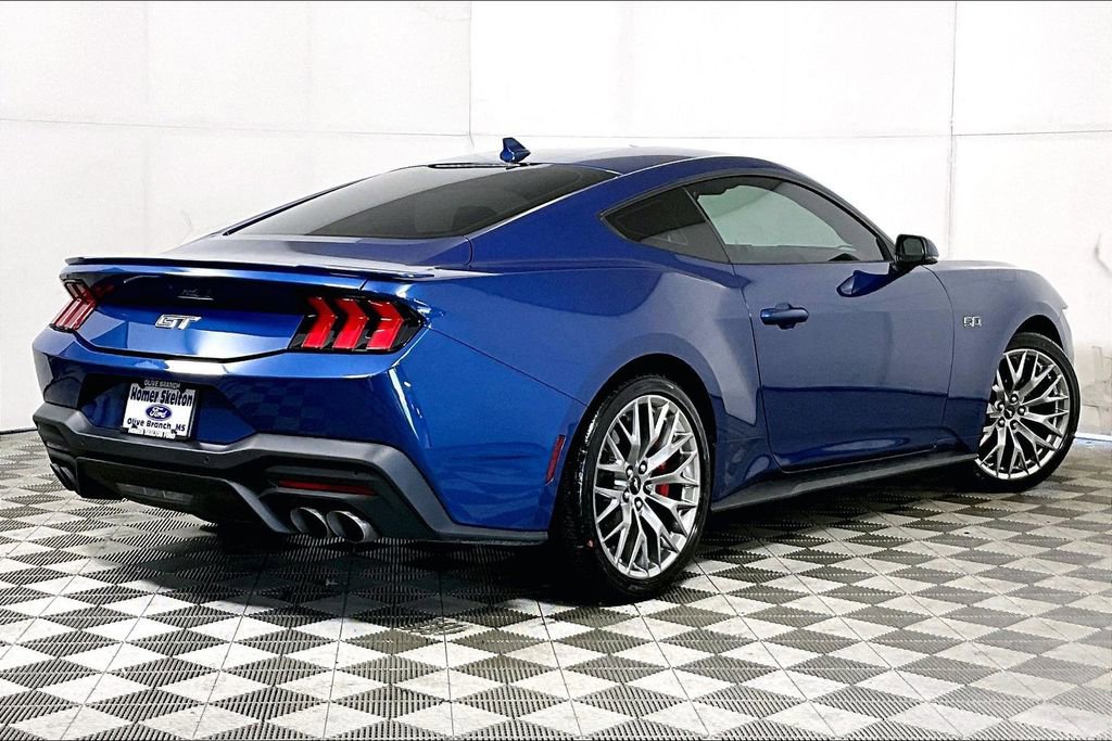 Used 2024 Ford Mustang GT Premium image 12