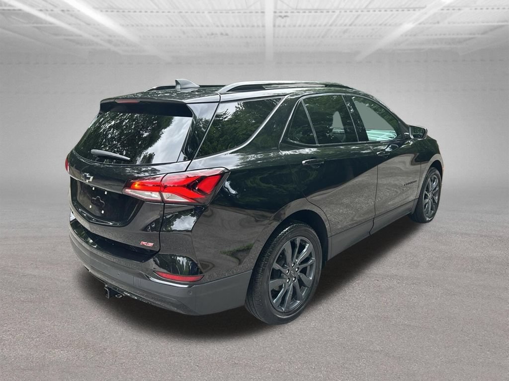 Used 2024 Chevrolet Equinox RS FWD image 5