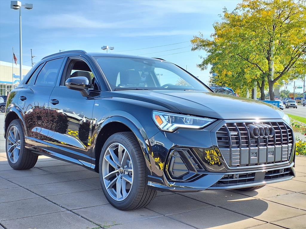 New 2025 Audi Q3 2.0T Premium image 3