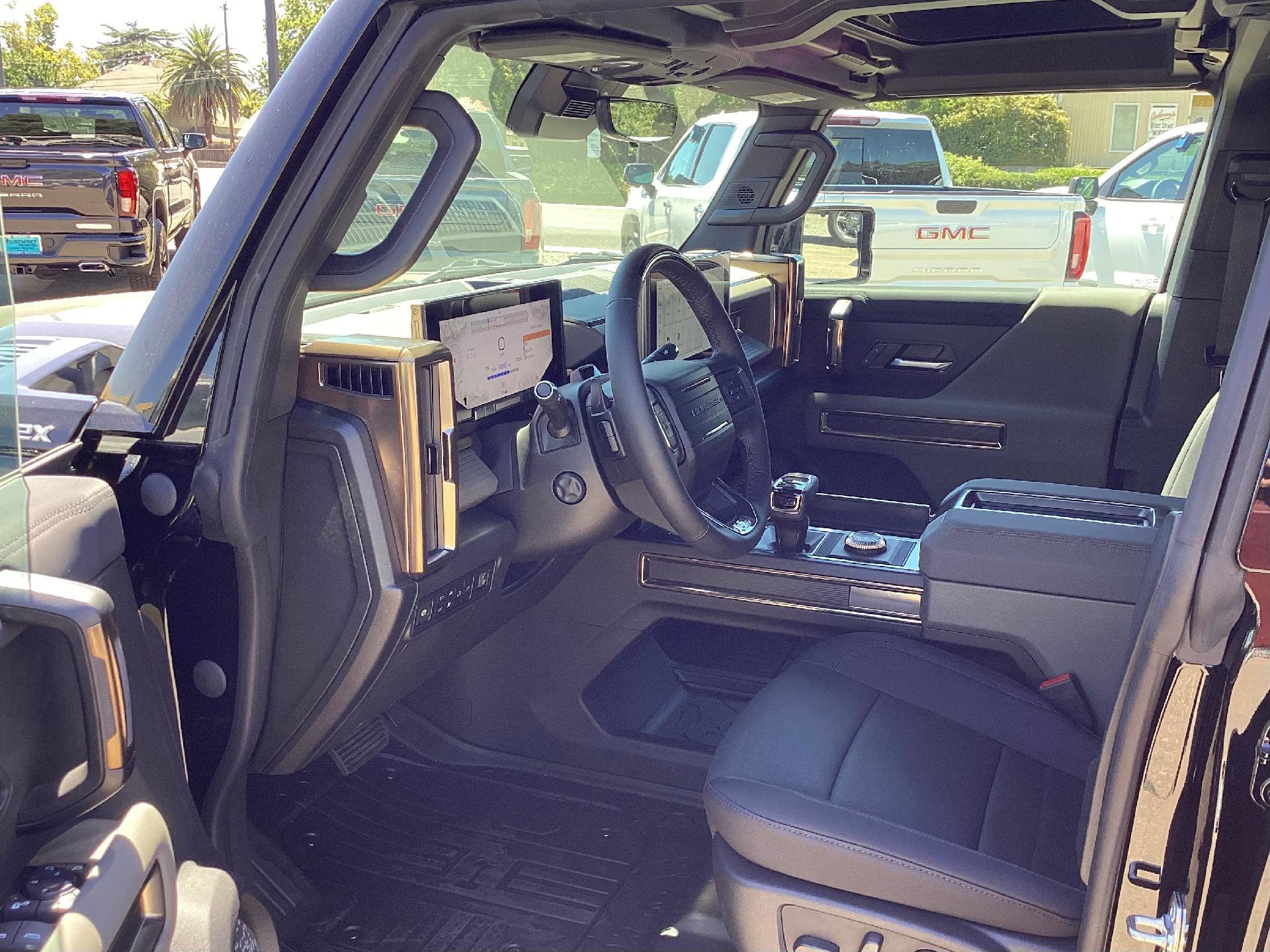 New 2025 GMC Hummer EV 2X image 10