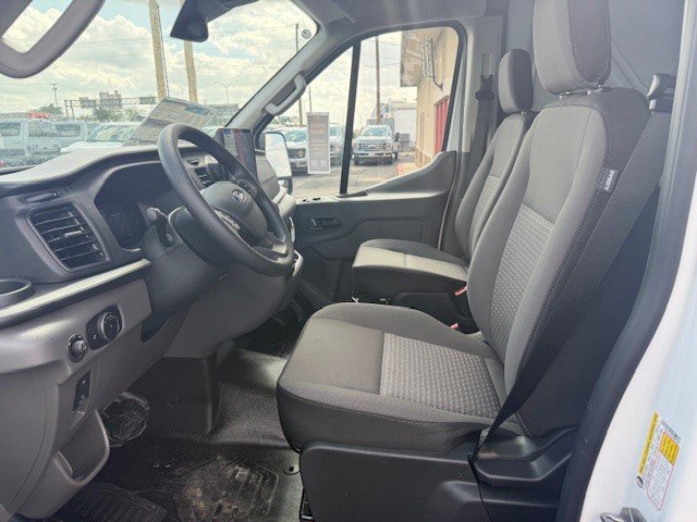New 2026 Ford Transit 250 148 Medium Roof RWD image 13