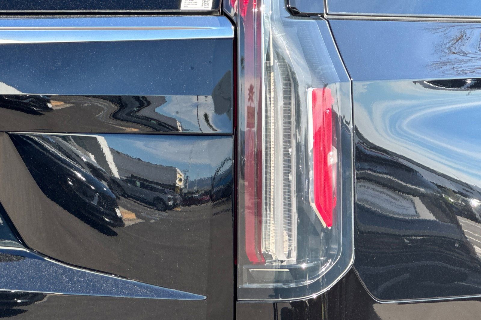 Used 2023 Cadillac Escalade Premium Luxury image 47