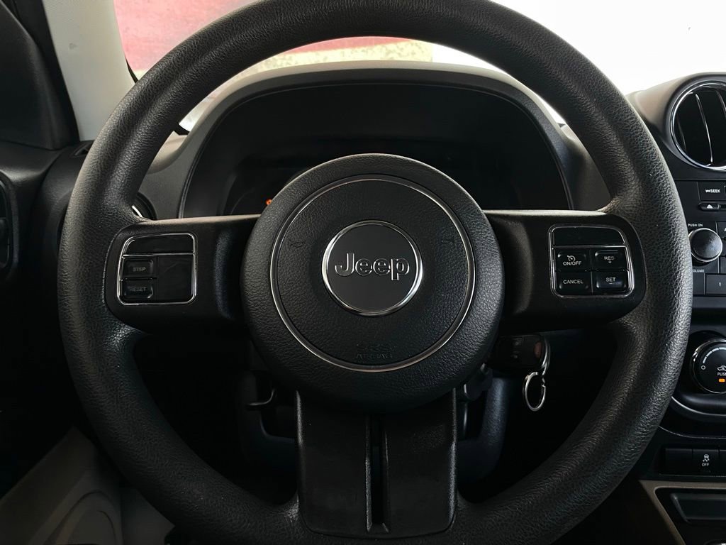 Used 2016 Jeep Patriot Sport w/ Power Value Group image 26