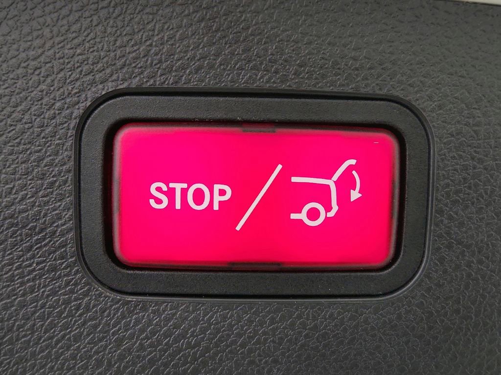 Used 2015 Mercedes-Benz GLA 250 4MATIC image 29