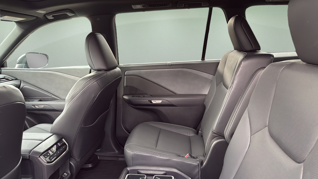 Used 2025 Lexus TX 350 AWD w/ Technology Package image 17