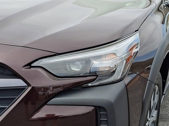 Used 2023 Subaru Outback Touring AWD/4WD image 12
