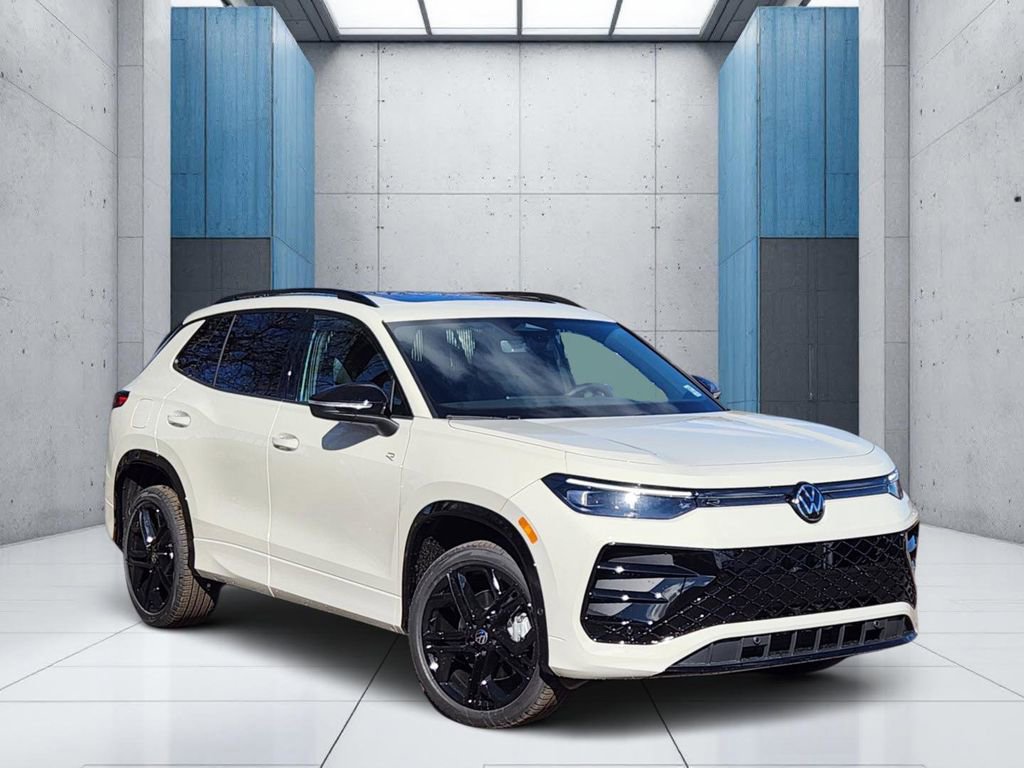 New 2026 Volkswagen Tiguan SE R-Line