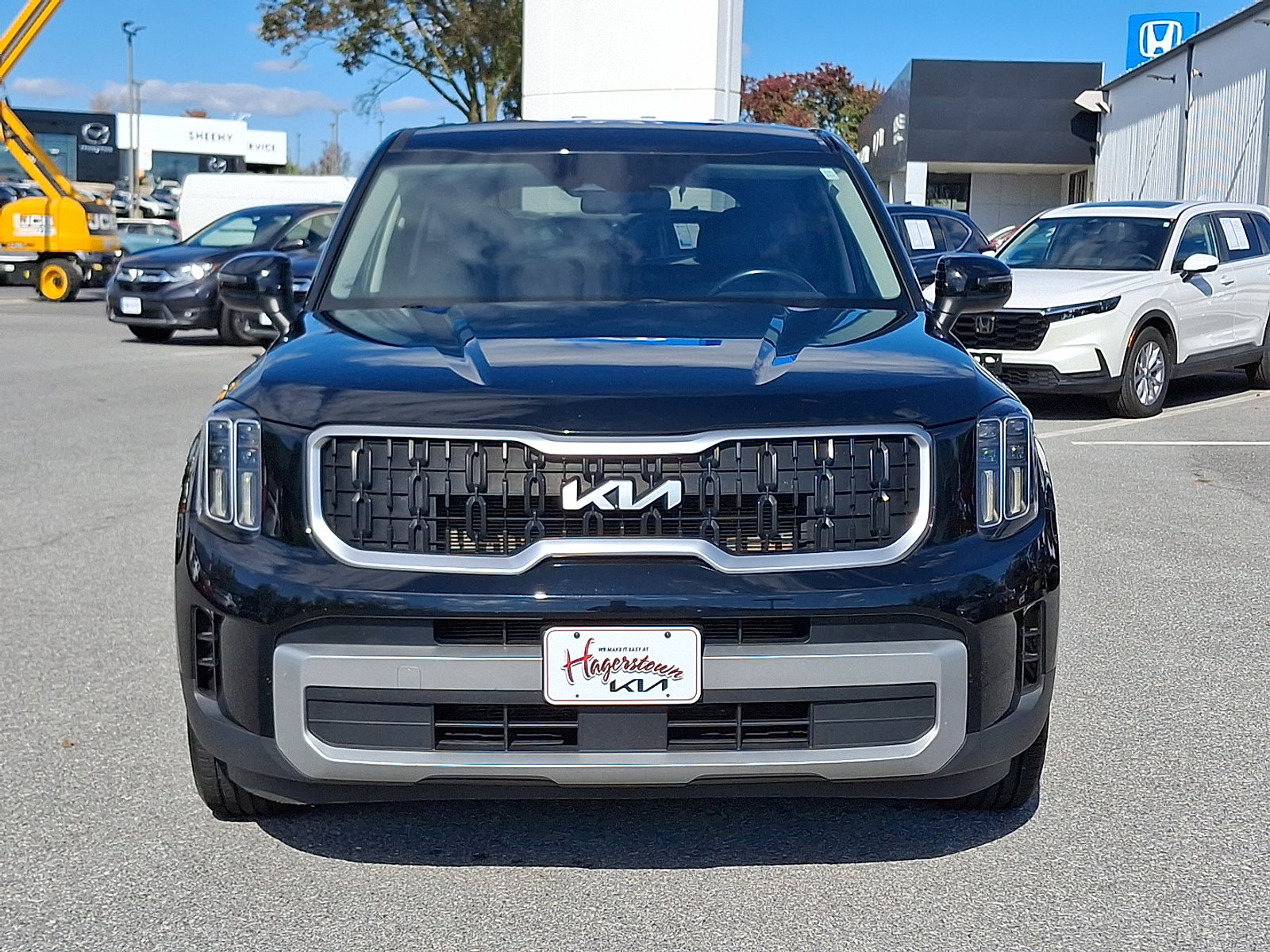 Used 2023 Kia Telluride LX image 2