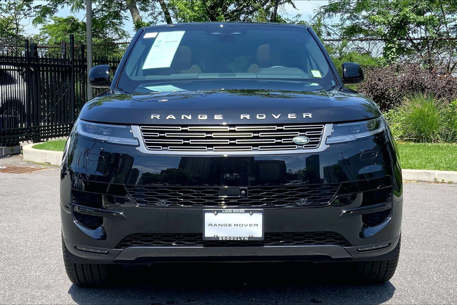 Certified 2026 Land Rover Range Rover Sport SE AWD/4WD image 3