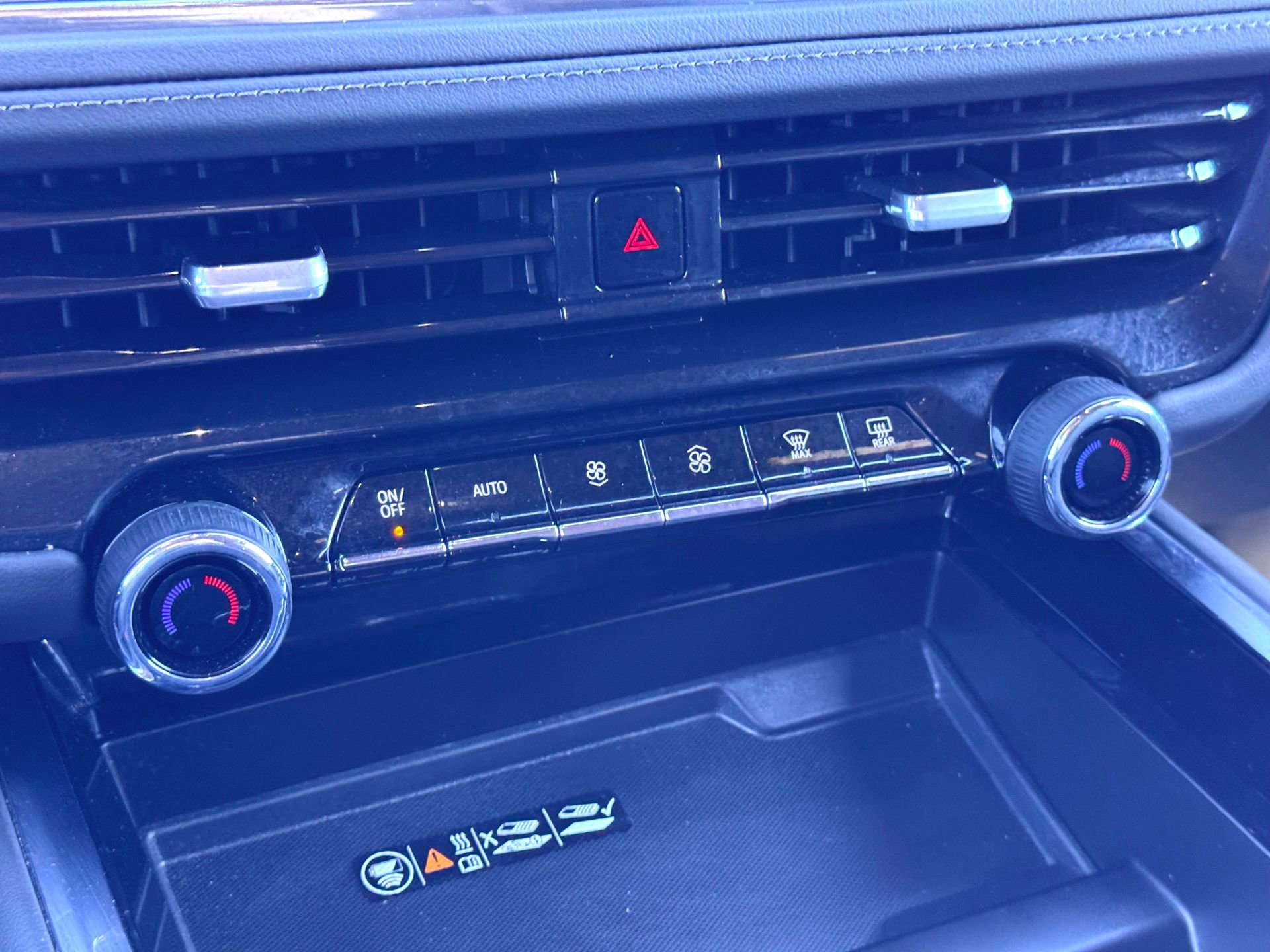 Used 2025 Chevrolet Tahoe Z71 image 30