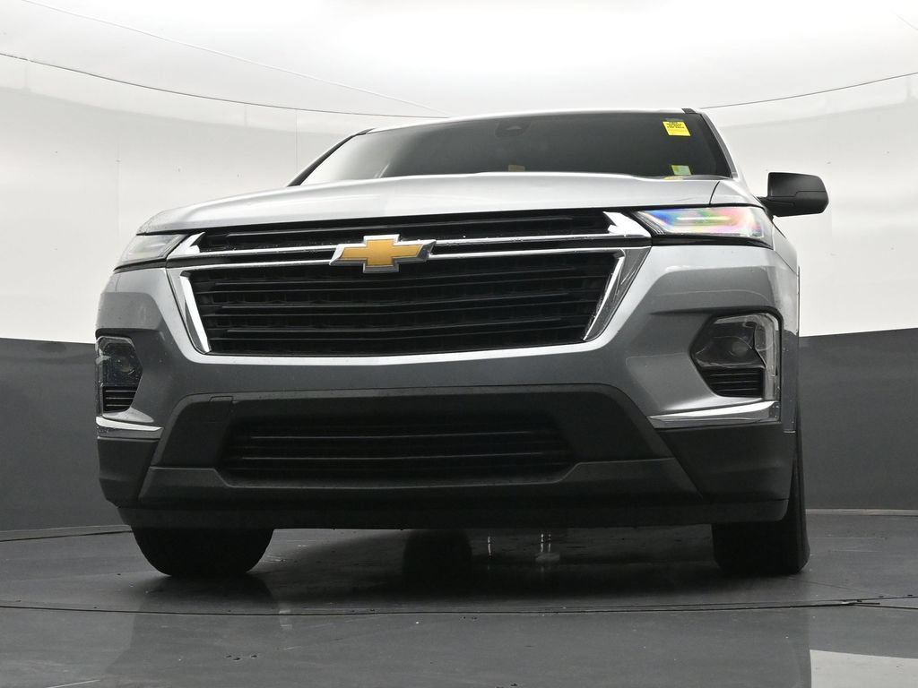 Used 2023 Chevrolet Traverse LS FWD image 31