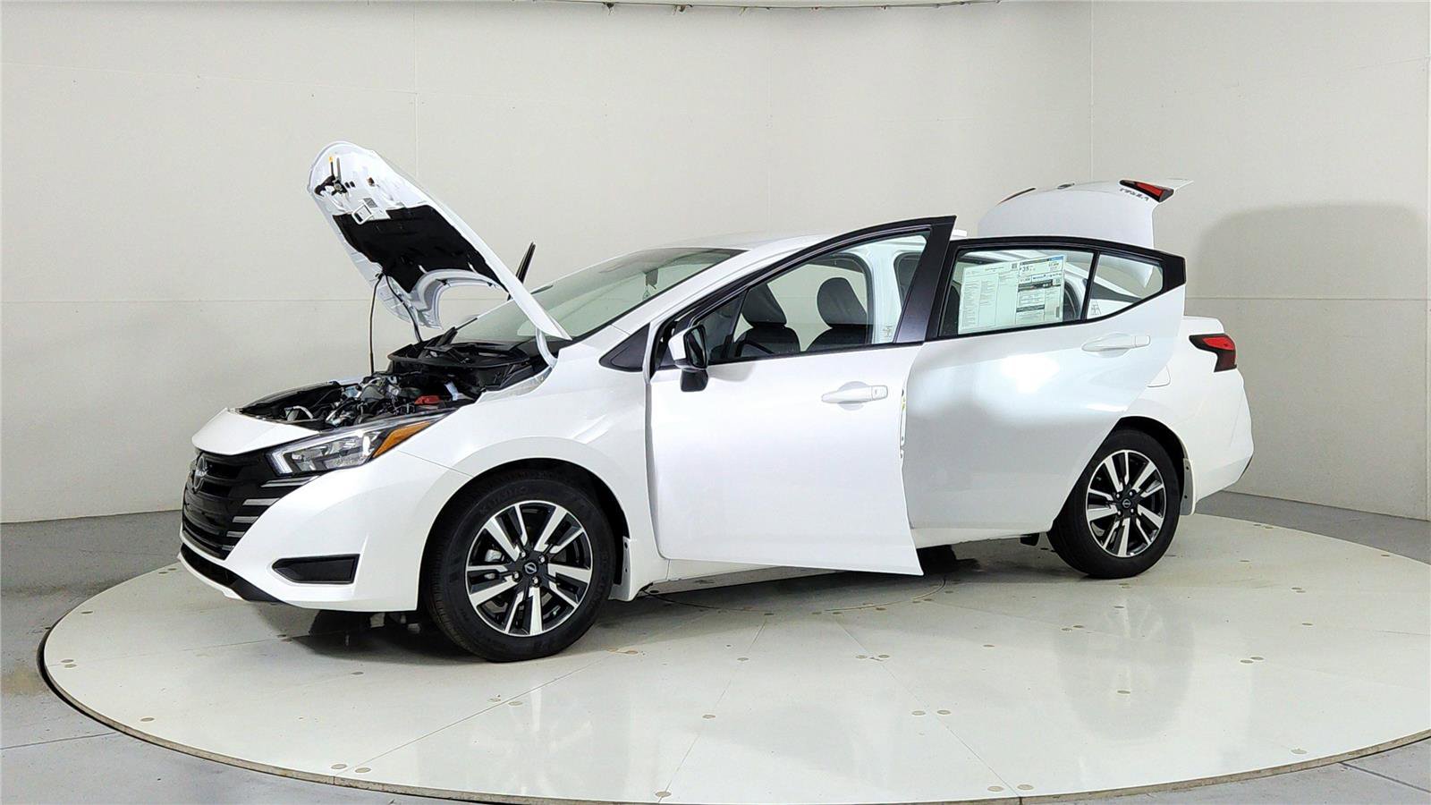 New 2025 Nissan Versa SV w/ Trunk Package image 10