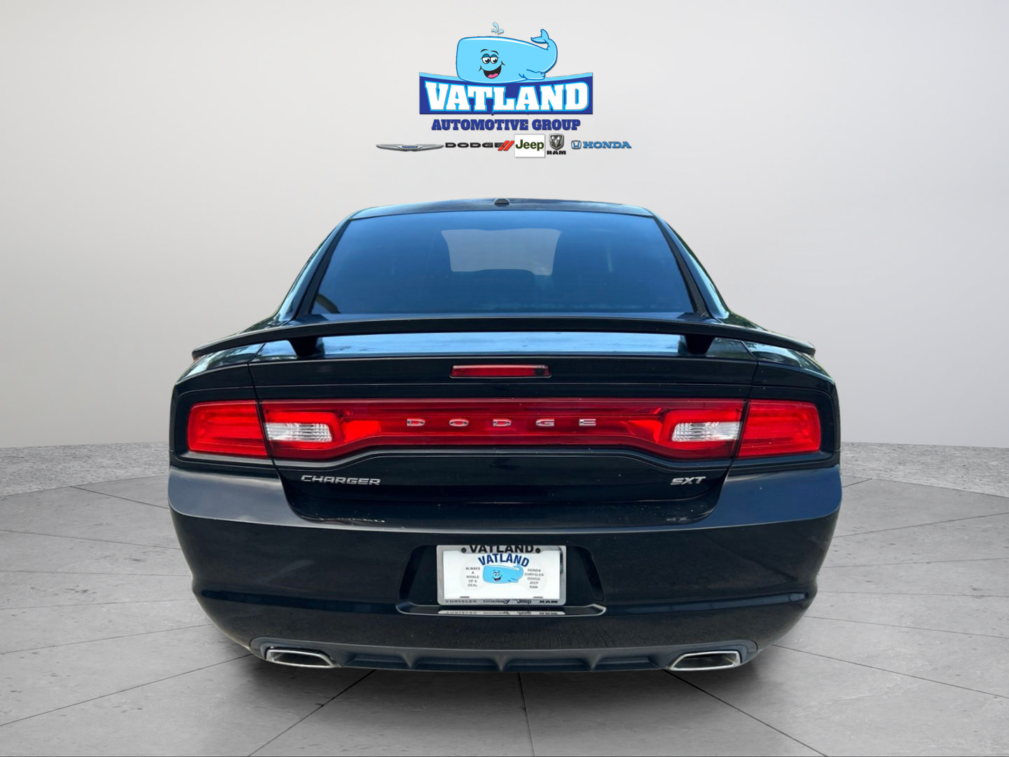 Used 2014 Dodge Charger SXT RWD image 4