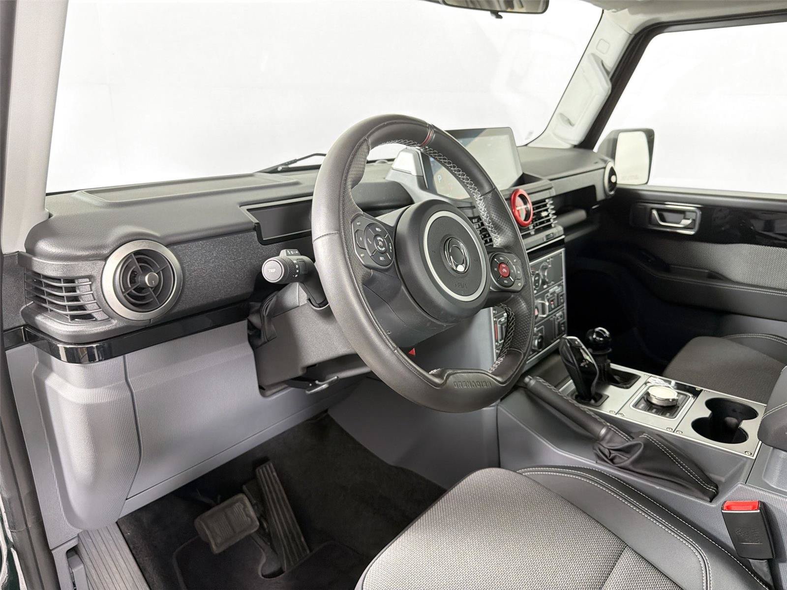 Used 2024 INEOS Grenadier Station Wagon AWD/4WD image 4