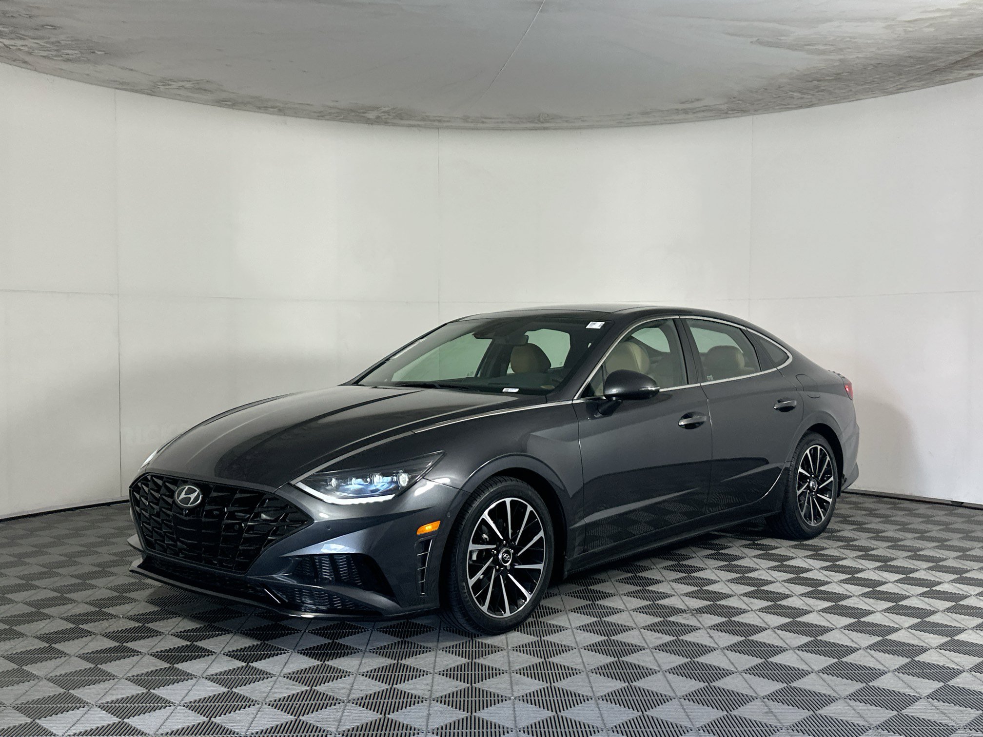 Used 2021 Hyundai Sonata Limited FWD image 7