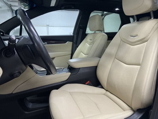 Certified 2019 Cadillac XT5 Luxury FWD image 19
