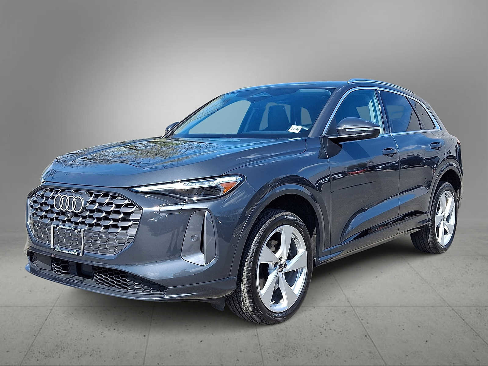 Certified 2025 Audi Q5 Premium Plus w/ Premium Plus image 1