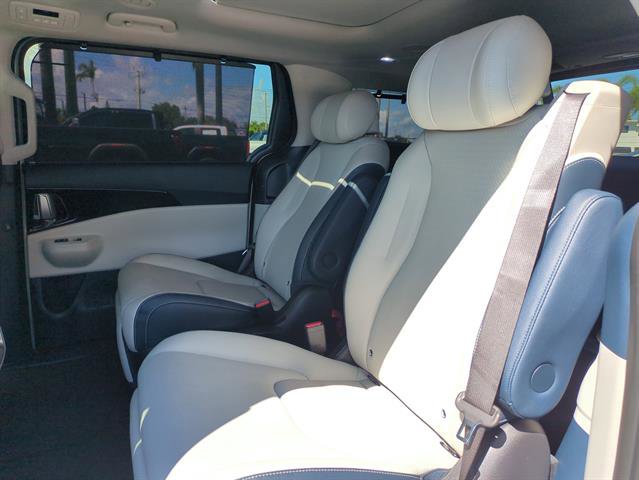 Used 2025 Kia Carnival SX Prestige image 86