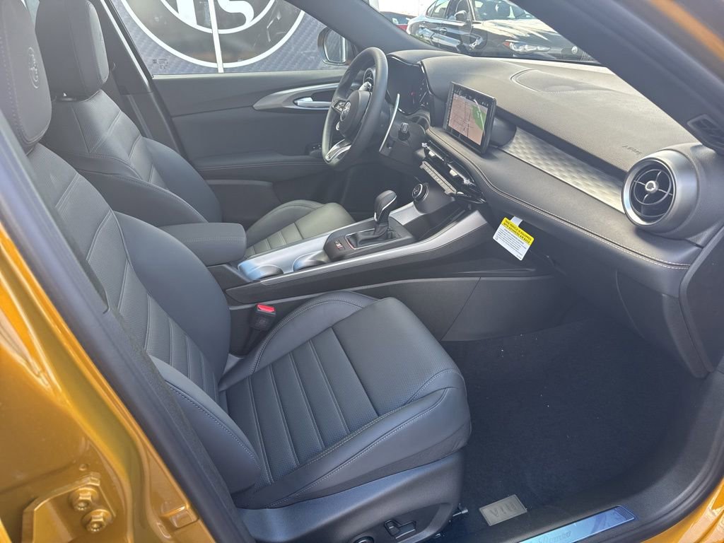 New 2026 Alfa Romeo Tonale Veloce w/ Quick Order Package 23H Volce image 23