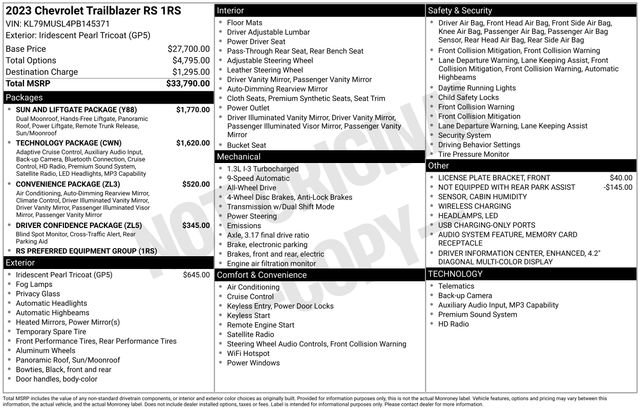 Used 2023 Chevrolet TrailBlazer RS w/ Sun and Liftgate Package image 3