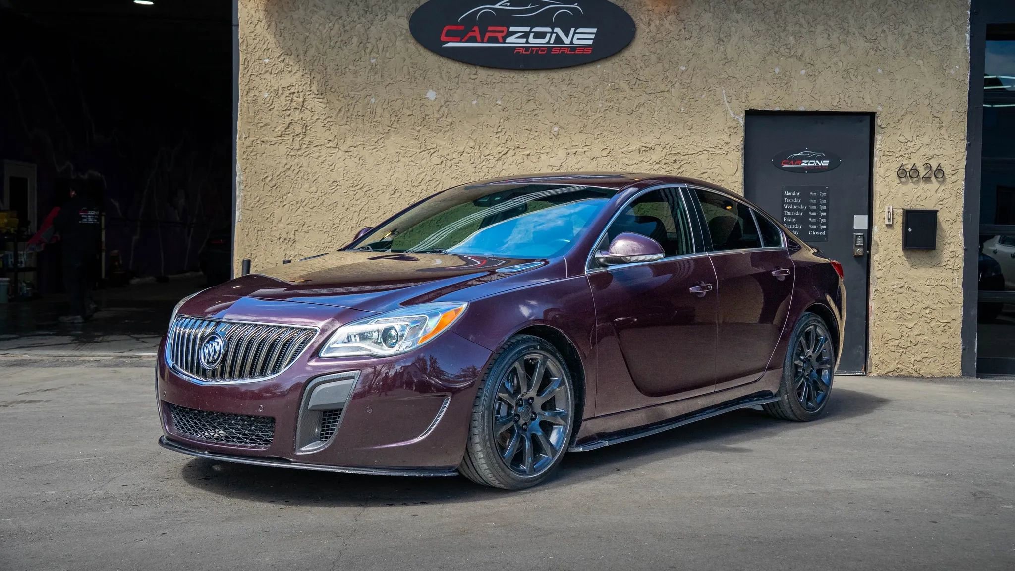 Used 2017 Buick Regal GS w/ Driver Confidence Package #2 AWD/4WD image 1