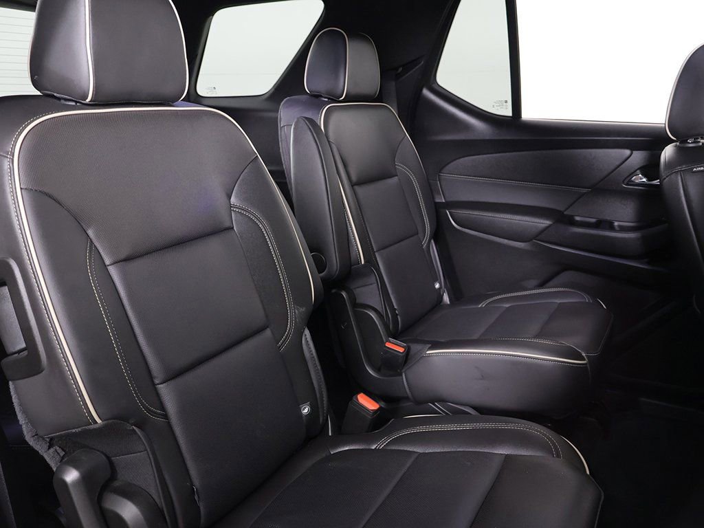 Used 2023 Chevrolet Traverse Premier AWD/4WD image 37