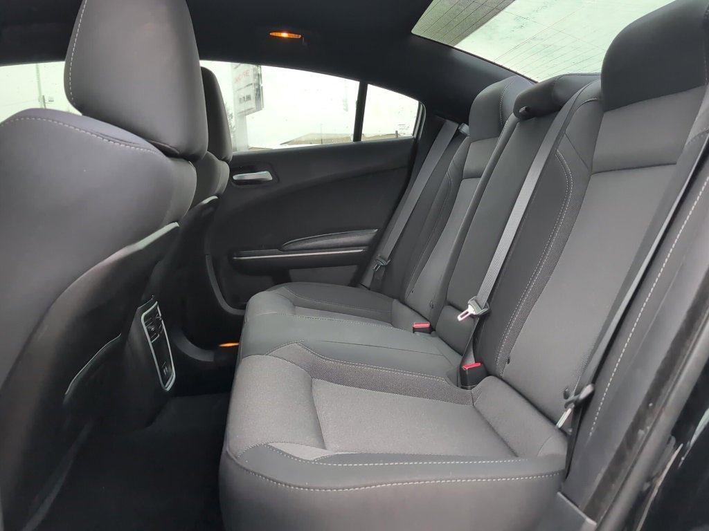 Used 2019 Dodge Charger SXT image 20
