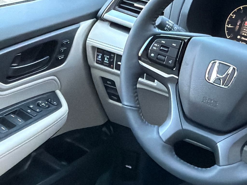 New 2026 Honda Odyssey EX-L image 23