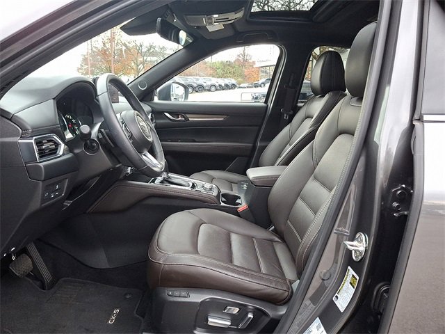 Used 2025 MAZDA CX-5 Signature image 13