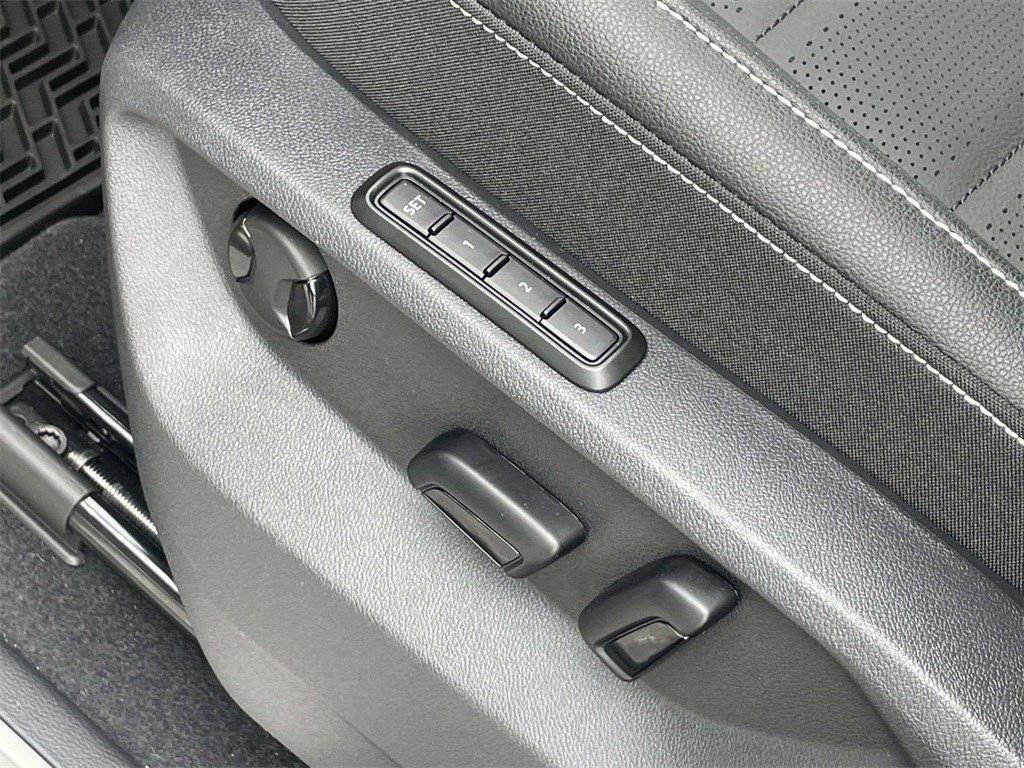 New 2025 Volkswagen Atlas SEL AWD/4WD image 20