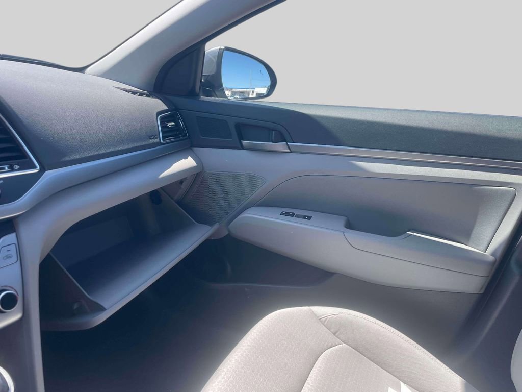 Used 2018 Hyundai Elantra SEL FWD image 32