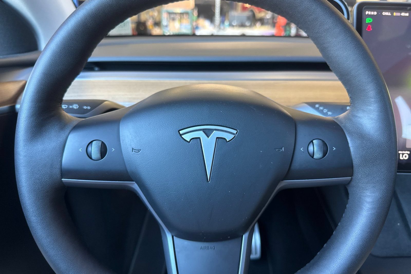 Used 2025 Tesla Model Y Performance AWD/4WD image 33