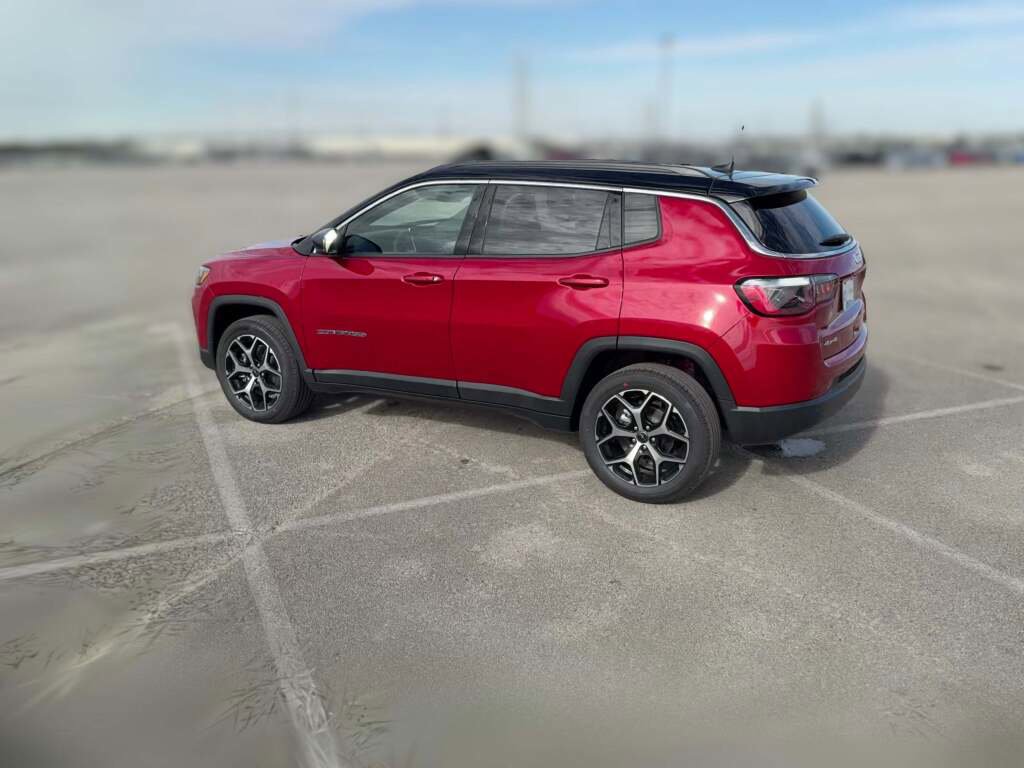 New 2026 Jeep Compass Limited image 7