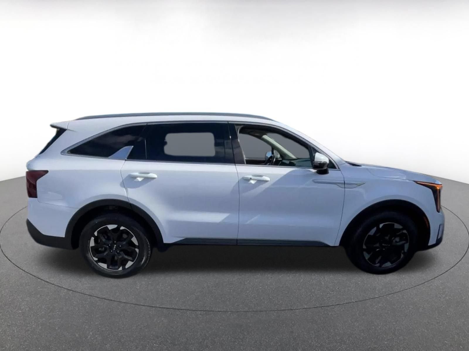 Used 2024 Kia Sorento S FWD image 15