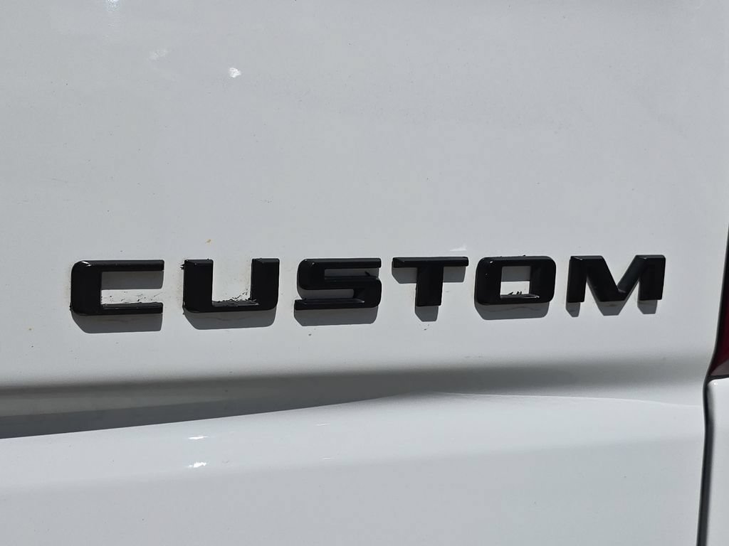 Used 2022 Chevrolet Silverado 1500 Custom AWD/4WD image 37