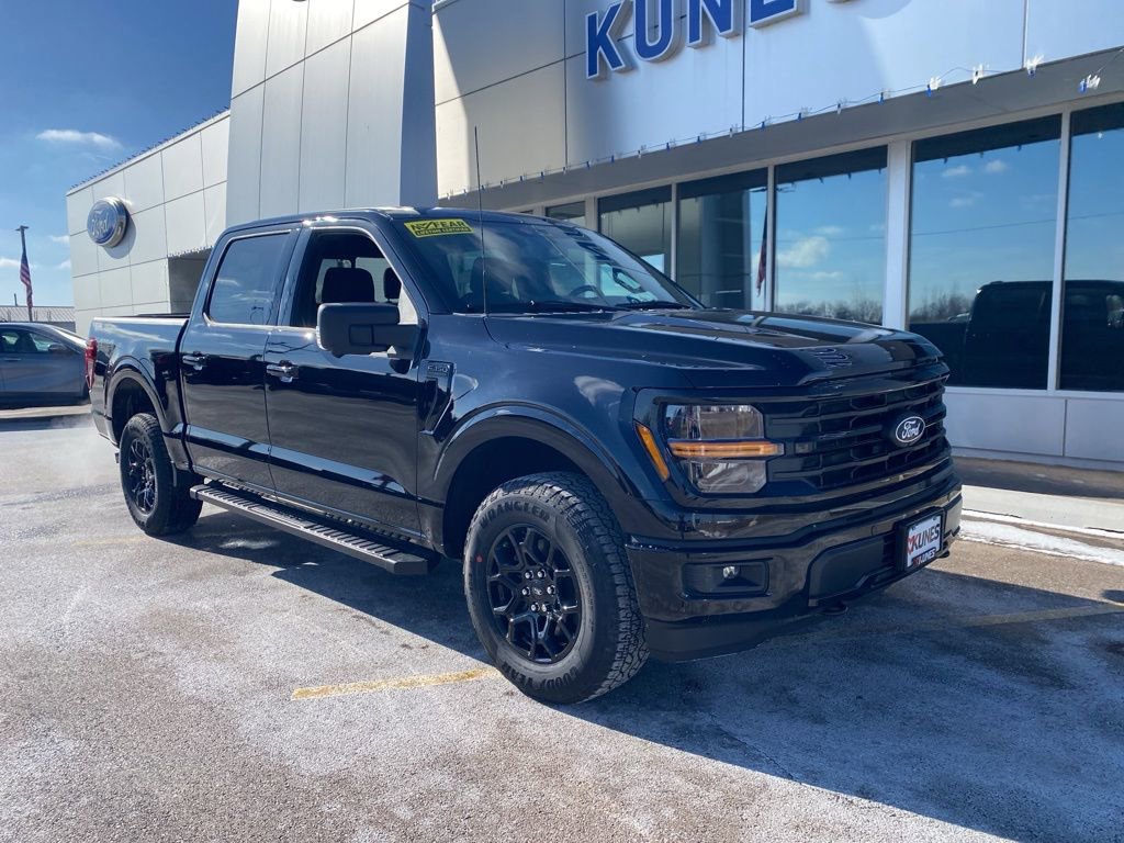 New 2025 Ford F150 XLT w/ Equipment Group 302A MID image 2