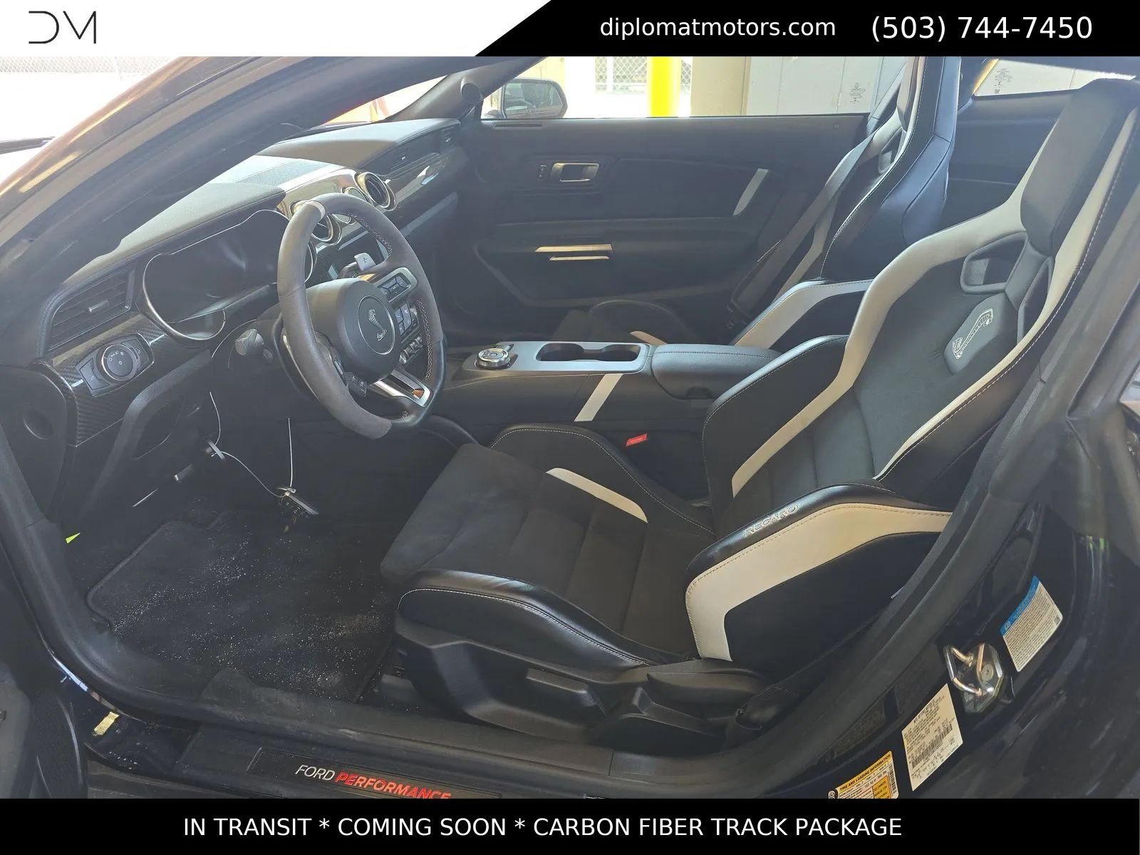 Used 2021 Ford Mustang Shelby GT500 w/ Carbon Fiber Track Pack RWD image 3