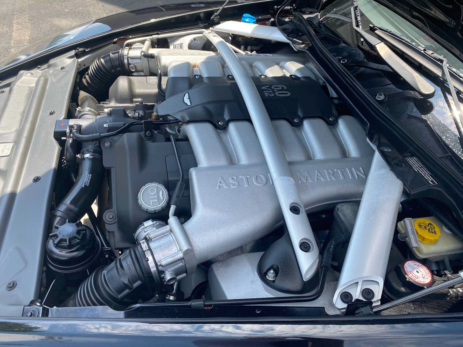 Used 2007 Aston Martin DB9 Volante RWD image 10