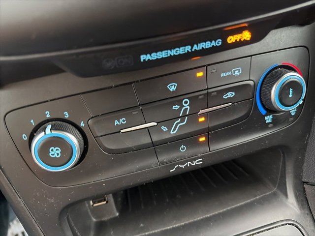 Used 2017 Ford Focus SE image 18